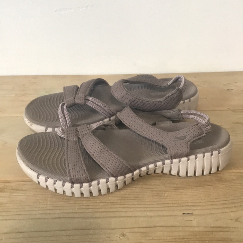 Skechers GOwalk Smart - Flirty sandals mauve size 7